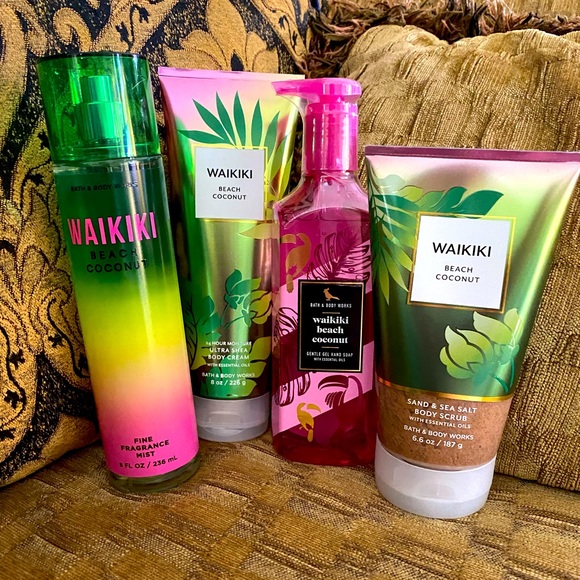 Bath & Body Works Waikiki Beach Coconut Set of 4